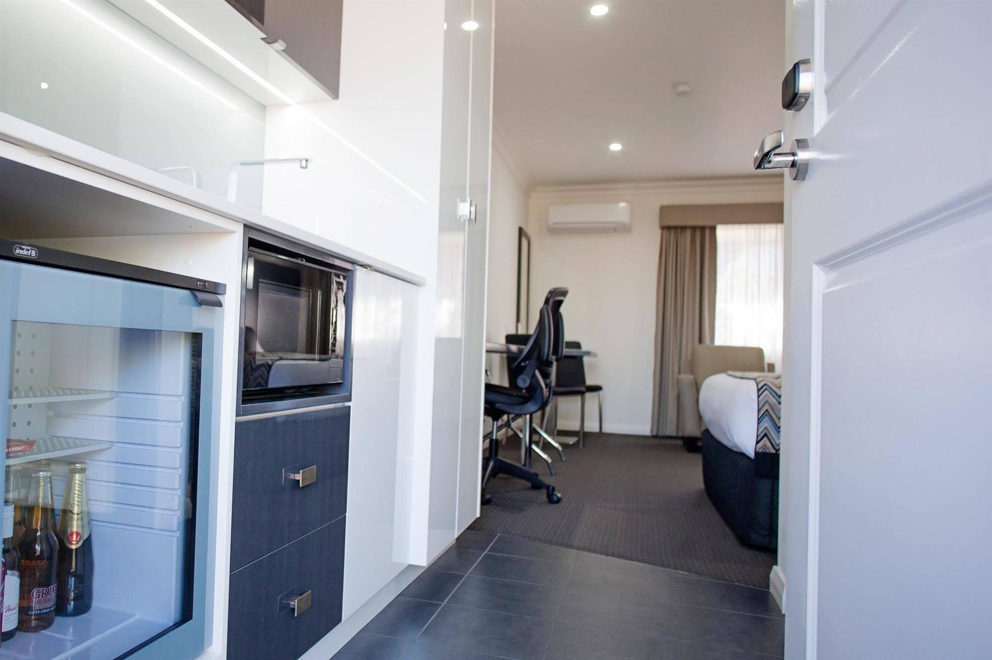 Bluegum Dubbo (Adults Only) Motel Екстериор снимка