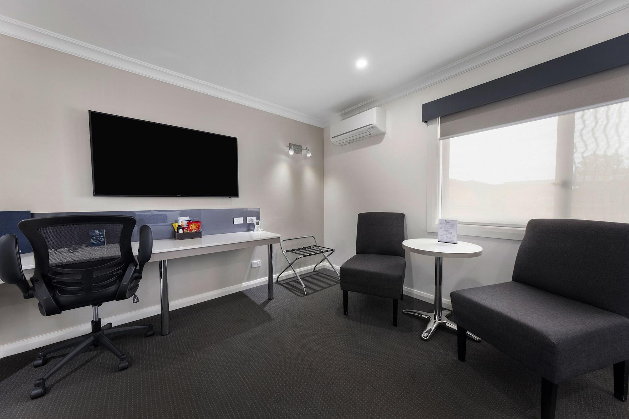 Bluegum Dubbo (Adults Only) Motel Екстериор снимка