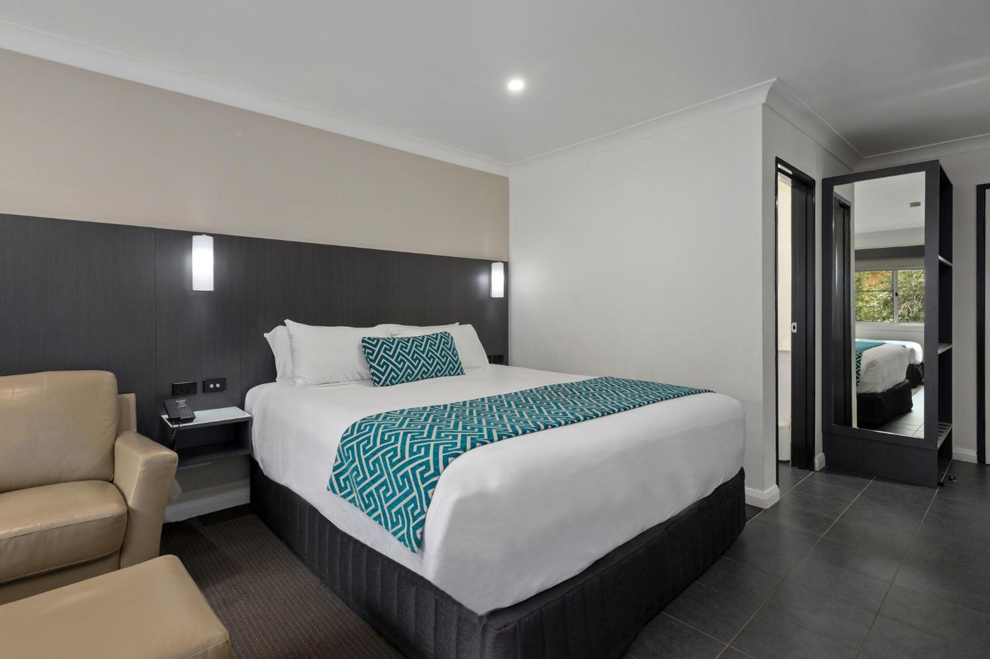 Bluegum Dubbo (Adults Only) Motel Стая снимка