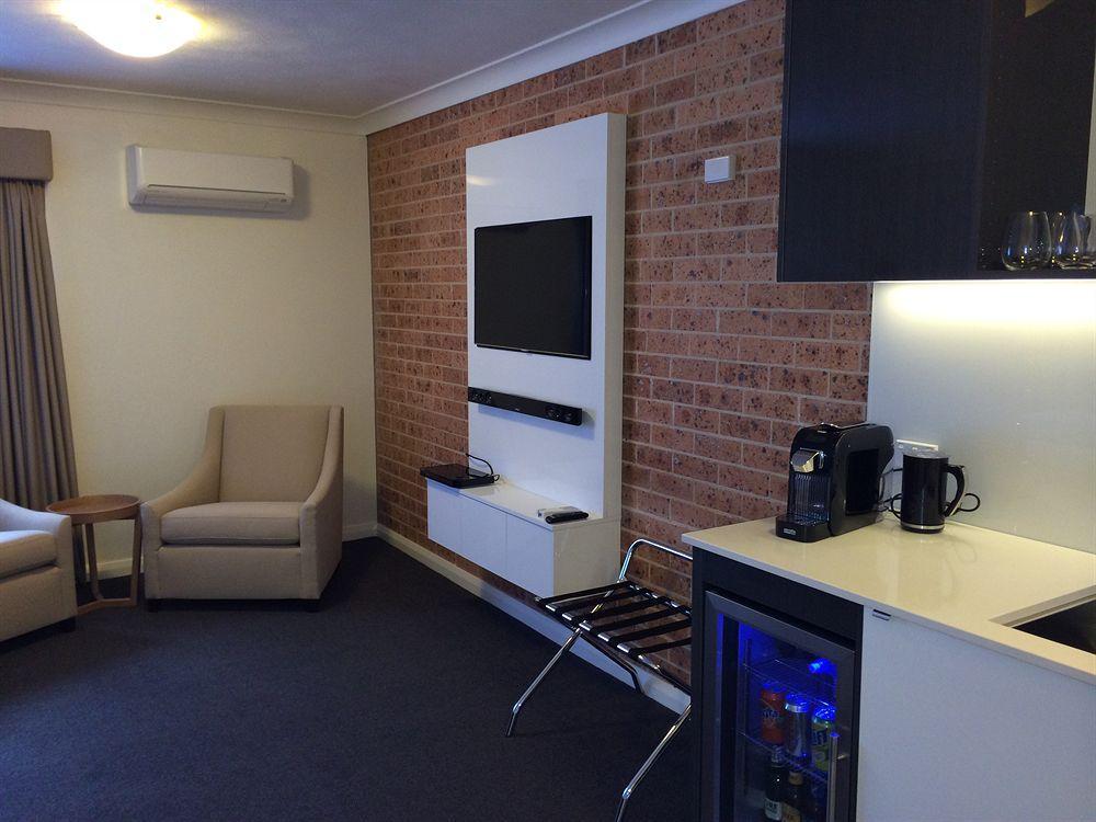 Bluegum Dubbo (Adults Only) Motel Екстериор снимка
